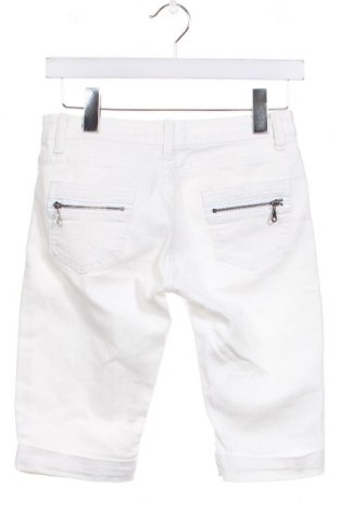 Дамски къс панталон One Love, Размер XS, Цвят Бял, Цена 17,60 лв.