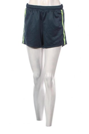 Дамски къс панталон PUMA, Размер S, Цвят Зелен, Цена 38,50 лв.