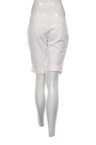 Pantaloni scurți de femei PUMA, Mărime S, Culoare Alb, Preț 50,33 Lei