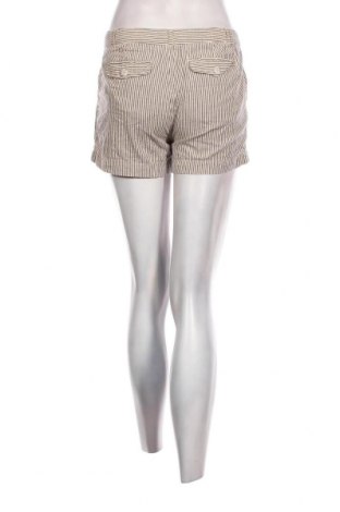 Pantaloni scurți de femei Pepe Jeans, Mărime S, Culoare Multicolor, Preț 79,30 Lei