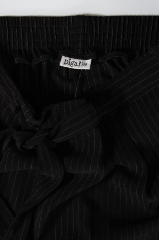 Γυναικείο κοντό παντελόνι Pigalle by ONLY, Μέγεθος S, Χρώμα Μαύρο, Τιμή 5,70 €