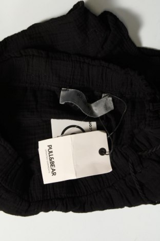 Pantaloni scurți de femei Pull&Bear, Mărime S, Culoare Negru, Preț 59,14 Lei