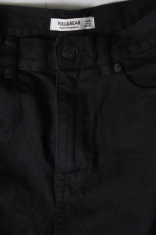 Дамски къс панталон Pull&Bear, Размер XXS, Цвят Черен, Цена 11,73 лв.