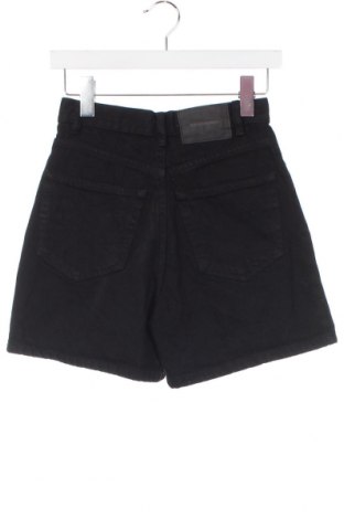Дамски къс панталон Pull&Bear, Размер XXS, Цвят Черен, Цена 11,73 лв.
