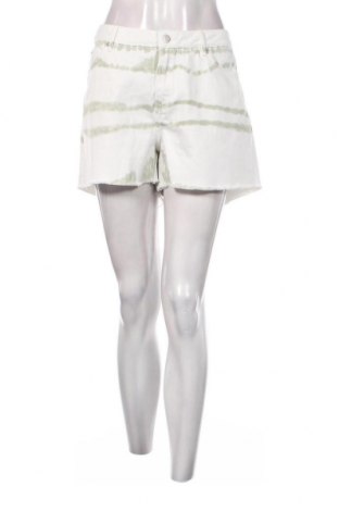 Damen Shorts Q/S by S.Oliver, Größe XL, Farbe Weiß, Preis € 10,43
