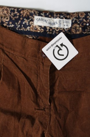 Pantaloni scurți de femei S.Oliver, Mărime M, Culoare Maro, Preț 39,14 Lei