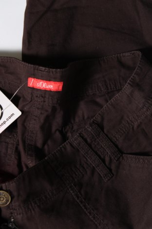 Дамски къс панталон S.Oliver, Размер XL, Цвят Кафяв, Цена 17,34 лв.