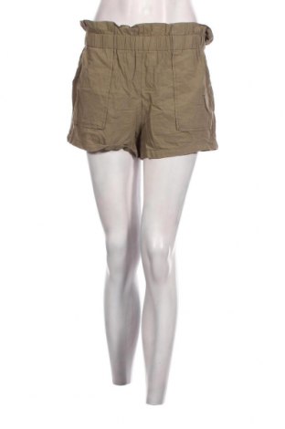 Γυναικείο κοντό παντελόνι SHEIN, Μέγεθος M, Χρώμα Πράσινο, Τιμή 6,00 €