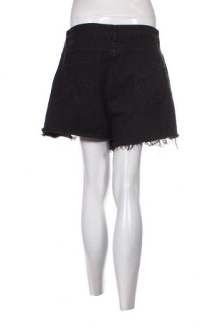 Γυναικείο κοντό παντελόνι SHEIN, Μέγεθος L, Χρώμα Μαύρο, Τιμή 11,75 €