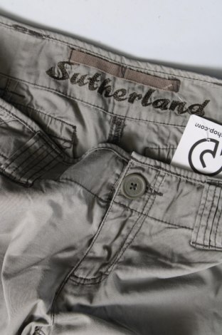 Γυναικείο κοντό παντελόνι Sutherland, Μέγεθος M, Χρώμα Πράσινο, Τιμή 5,54 €