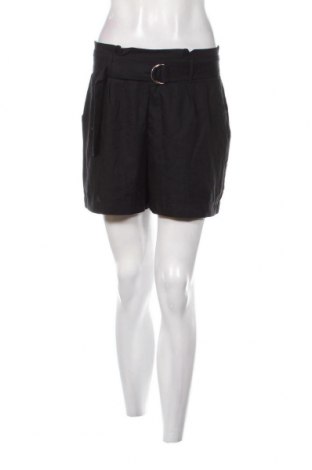 Γυναικείο κοντό παντελόνι Terranova, Μέγεθος S, Χρώμα Μαύρο, Τιμή 4,70 €