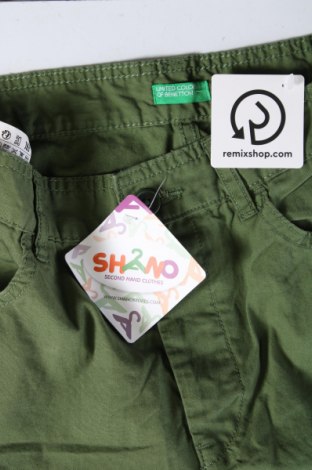 Pantaloni scurți de femei United Colors Of Benetton, Mărime XL, Culoare Verde, Preț 253,29 Lei
