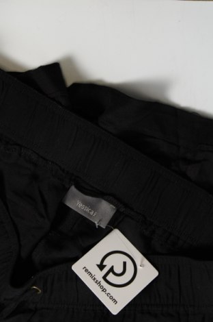 Pantaloni scurți de femei Yessica, Mărime M, Culoare Negru, Preț 15,63 Lei