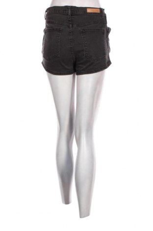Pantaloni scurți de femei Zara, Mărime M, Culoare Negru, Preț 23,94 Lei