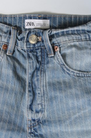 Γυναικείο κοντό παντελόνι Zara, Μέγεθος XXS, Χρώμα Πολύχρωμο, Τιμή 8,97 €