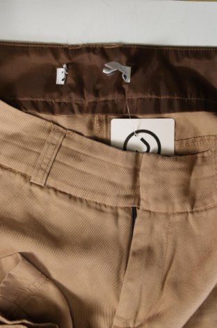 Дамски къс панталон Zara, Размер L, Цвят Бежов, Цена 12,00 лв.