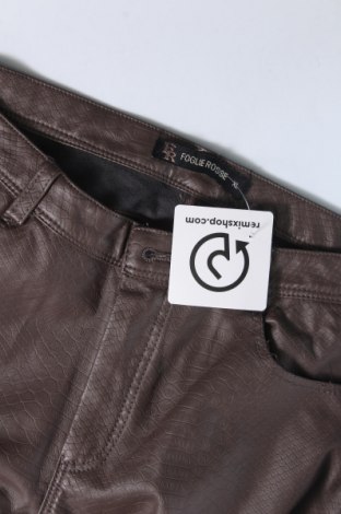 Дамски кожен панталон Foglie Rosse, Размер L, Цвят Бежов, Цена 42,80 лв.