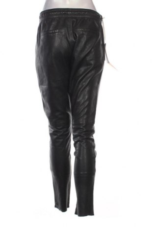 Дамски кожен панталон Gipsy, Размер S, Цвят Черен, Цена 193,05 лв.