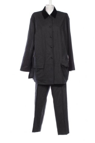 Дамски костюм Peter Hahn, Размер XXL, Цвят Сив, Цена 81,60 лв.