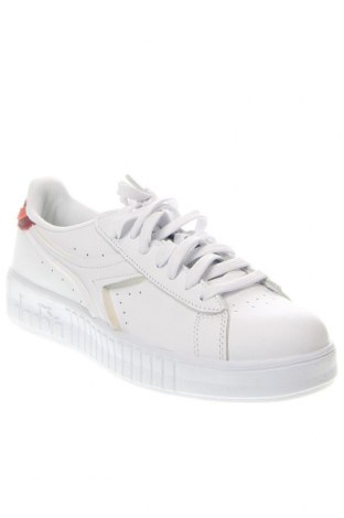 Dámske topánky  Diadora, Veľkosť 38, Farba Biela, Cena  57,55 €