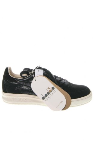 Dámske topánky  Diadora, Veľkosť 38, Farba Čierna, Cena  52,32 €