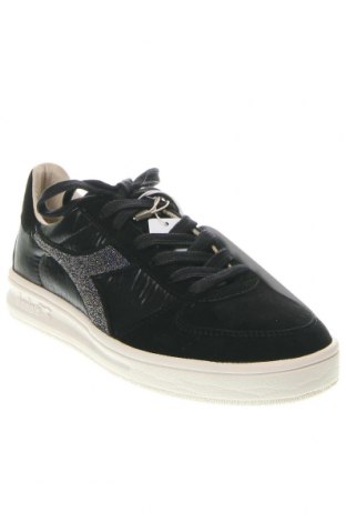 Încălțăminte de damă Diadora, Mărime 39, Culoare Negru, Preț 367,27 Lei