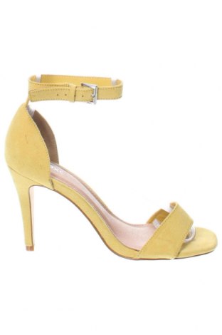 Дамски обувки Next, Размер 37, Цвят Жълт, Цена 31,22 лв.