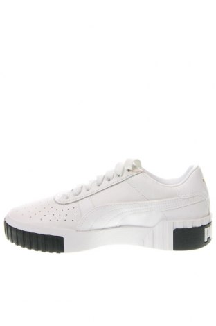 Дамски обувки PUMA, Размер 38, Цвят Бял, Цена 111,65 лв.