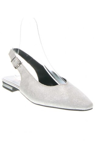 Дамски обувки Pazolini, Размер 39, Цвят Сребрист, Цена 211,14 лв.