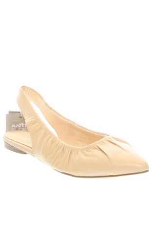 Γυναικεία παπούτσια Tamaris, Μέγεθος 38, Χρώμα Κίτρινο, Τιμή 32,47 €