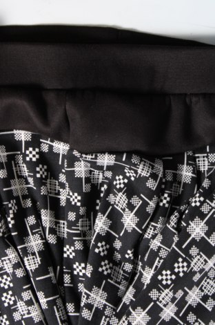 Γυναικείο παντελόνι, Μέγεθος 5XL, Χρώμα Πολύχρωμο, Τιμή 9,87 €