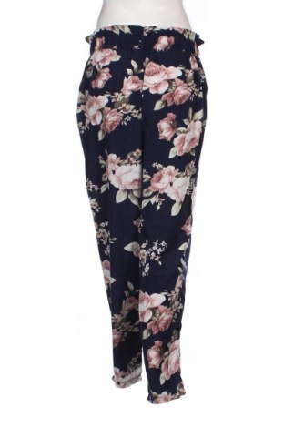 Pantaloni de femei, Mărime M, Culoare Multicolor, Preț 42,93 Lei