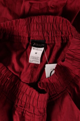 Pantaloni de femei, Mărime M, Culoare Roșu, Preț 38,16 Lei
