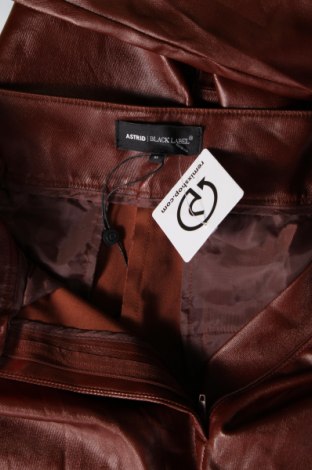Damenhose ASTRID BLACK LABEL, Größe M, Farbe Braun, Preis € 18,93