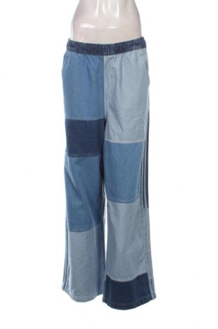 Pantaloni de femei Adidas Originals, Mărime L, Culoare Albastru, Preț 407,89 Lei