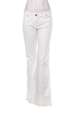 Γυναικείο παντελόνι Armani Jeans, Μέγεθος M, Χρώμα Λευκό, Τιμή 62,40 €