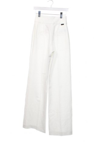 Γυναικείο παντελόνι BOSS, Μέγεθος XS, Χρώμα Λευκό, Τιμή 82,79 €