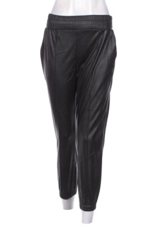 Pantaloni de femei Bershka, Mărime S, Culoare Negru, Preț 22,89 Lei