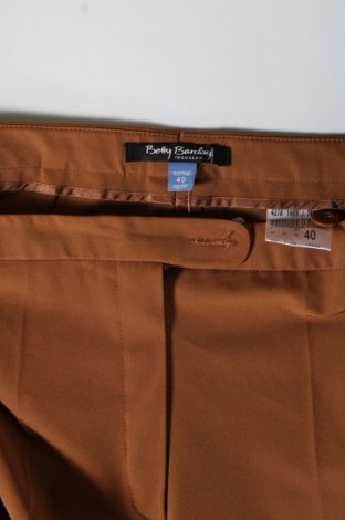 Pantaloni de femei Betty Barclay, Mărime M, Culoare Maro, Preț 111,84 Lei