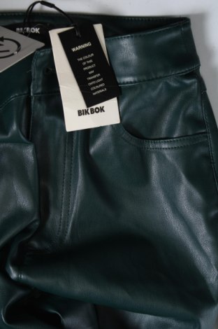 Pantaloni de femei Bik Bok, Mărime S, Culoare Verde, Preț 30,26 Lei