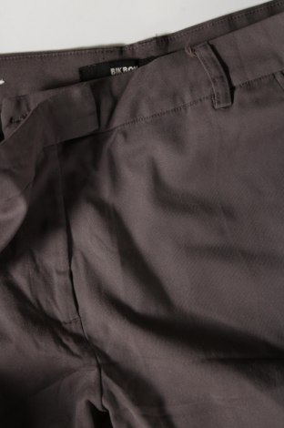 Pantaloni de femei Bik Bok, Mărime M, Culoare Gri, Preț 31,48 Lei