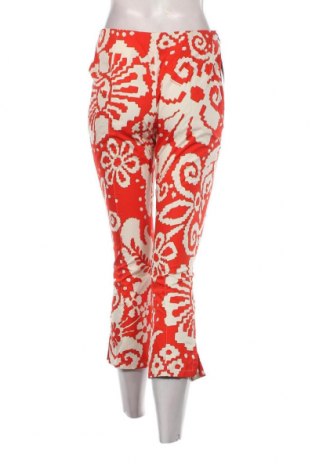 Pantaloni de femei Burberry, Mărime M, Culoare Multicolor, Preț 1.101,75 Lei