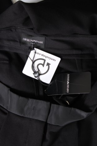 Дамски панталон Emporio Armani, Размер XL, Цвят Черен, Цена 284,20 лв.