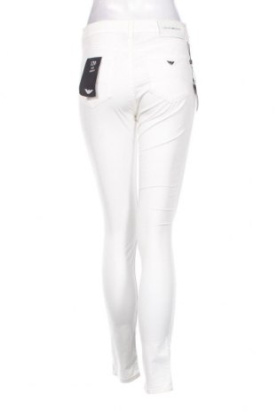 Дамски панталон Emporio Armani, Размер S, Цвят Бял, Цена 223,30 лв.