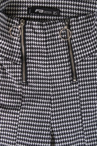Дамски панталон Fb Sister, Размер XS, Цвят Многоцветен, Цена 16,53 лв.