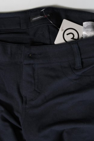 Дамски панталон Fishbone, Размер S, Цвят Син, Цена 9,28 лв.