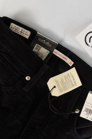 Dámské kalhoty  Levi's, Velikost XS, Barva Černá, Cena  791,00 Kč