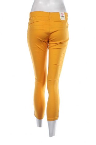 Pantaloni de femei M.Sara, Mărime M, Culoare Galben, Preț 151,32 Lei