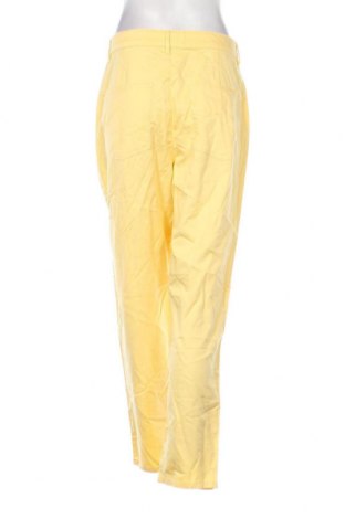 Γυναικείο παντελόνι Mango, Μέγεθος M, Χρώμα Κίτρινο, Τιμή 15,72 €