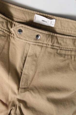 Дамски панталон Mango, Размер M, Цвят Бежов, Цена 20,40 лв.